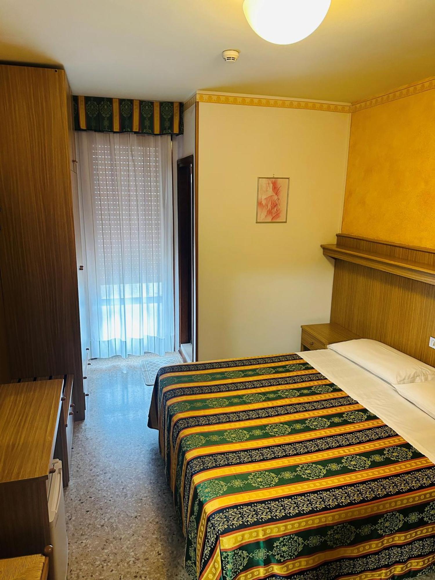 Hotel Kennedy Bibione Exterior foto